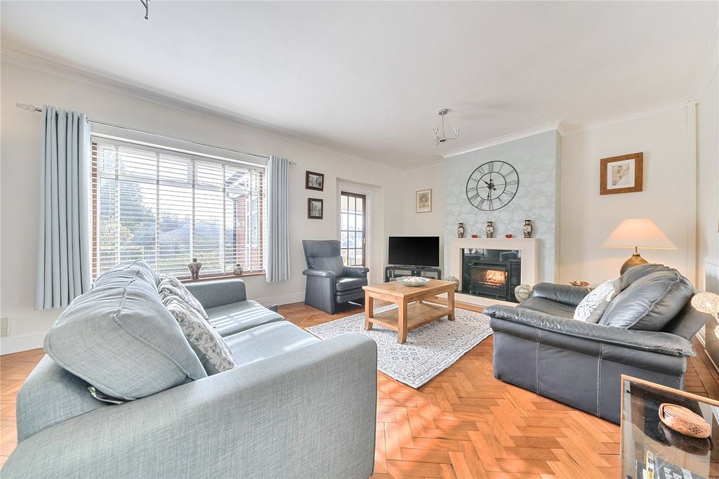 Property photo 3 of 25 Picture No. 50