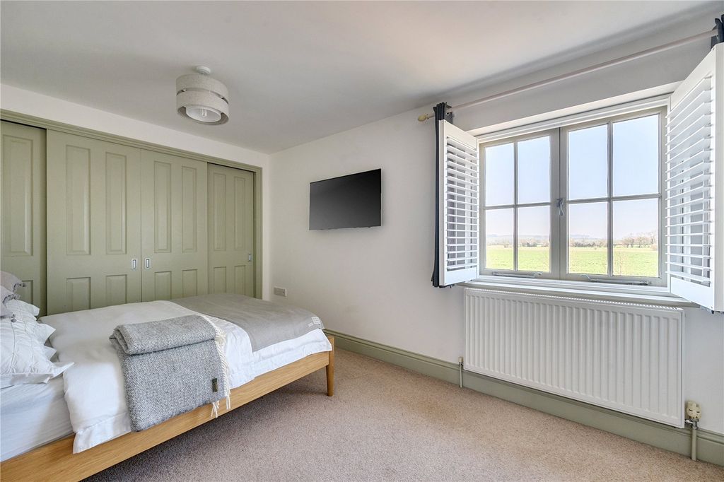 Property photo 2 of 9 Picture No. 06