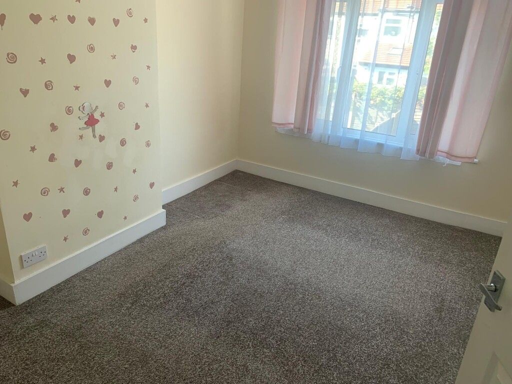 Property photo 3 of 8 Bedroom 1.Jpg