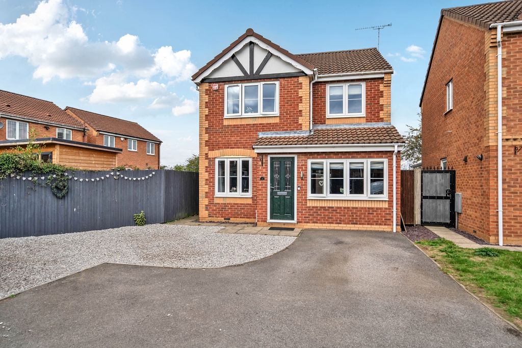 Property photo 1 of 15 1521989-2-6Aaaab1690317