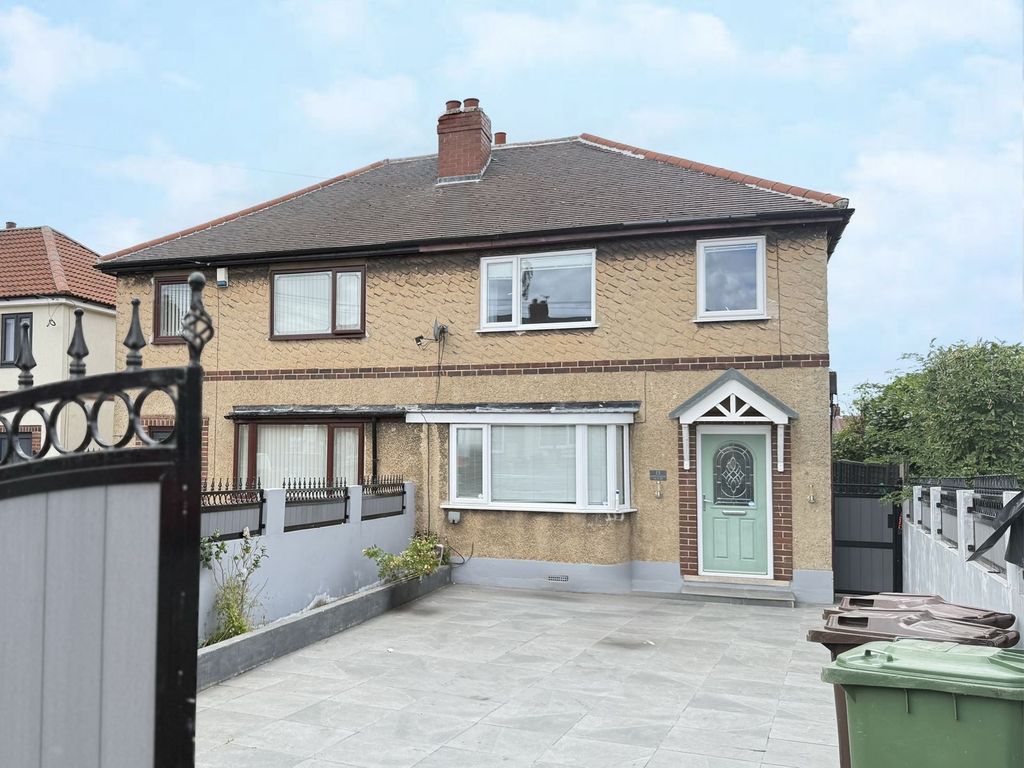 Property photo 1 of 10 13 Featherstone Lane, Wf7