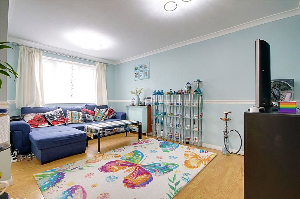 Property photo 3 of 10 Picture No. 12