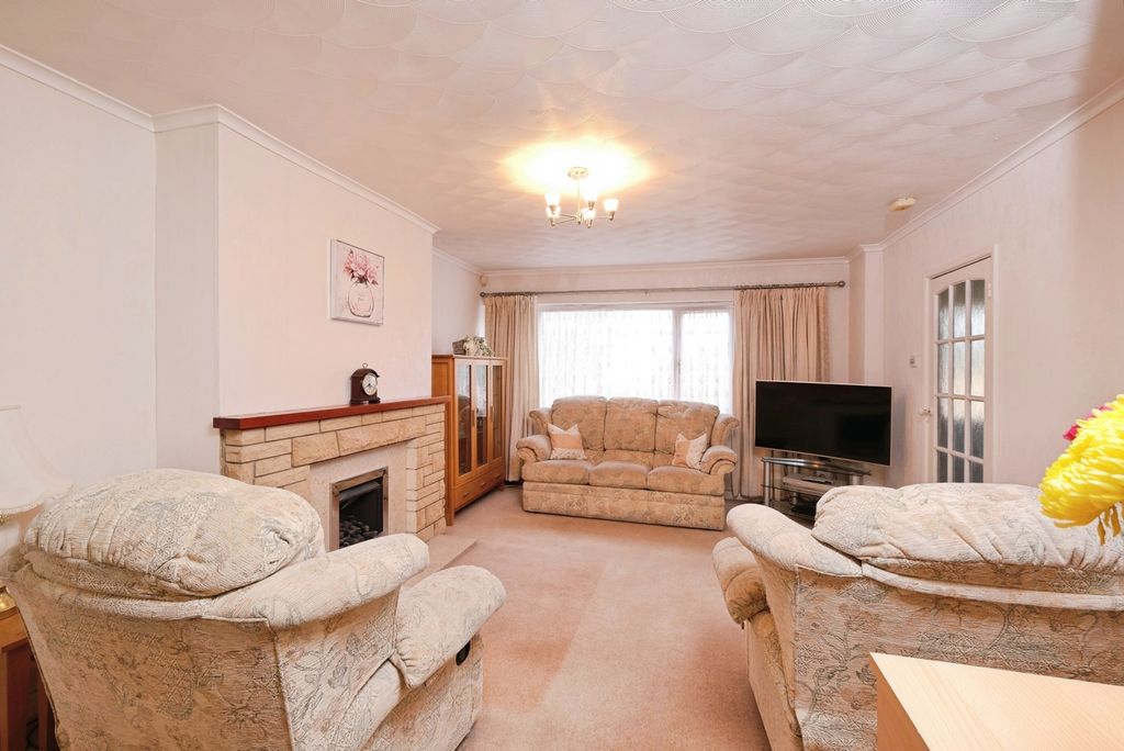 Property photo 3 of 14 Pbox-Img.Jpg