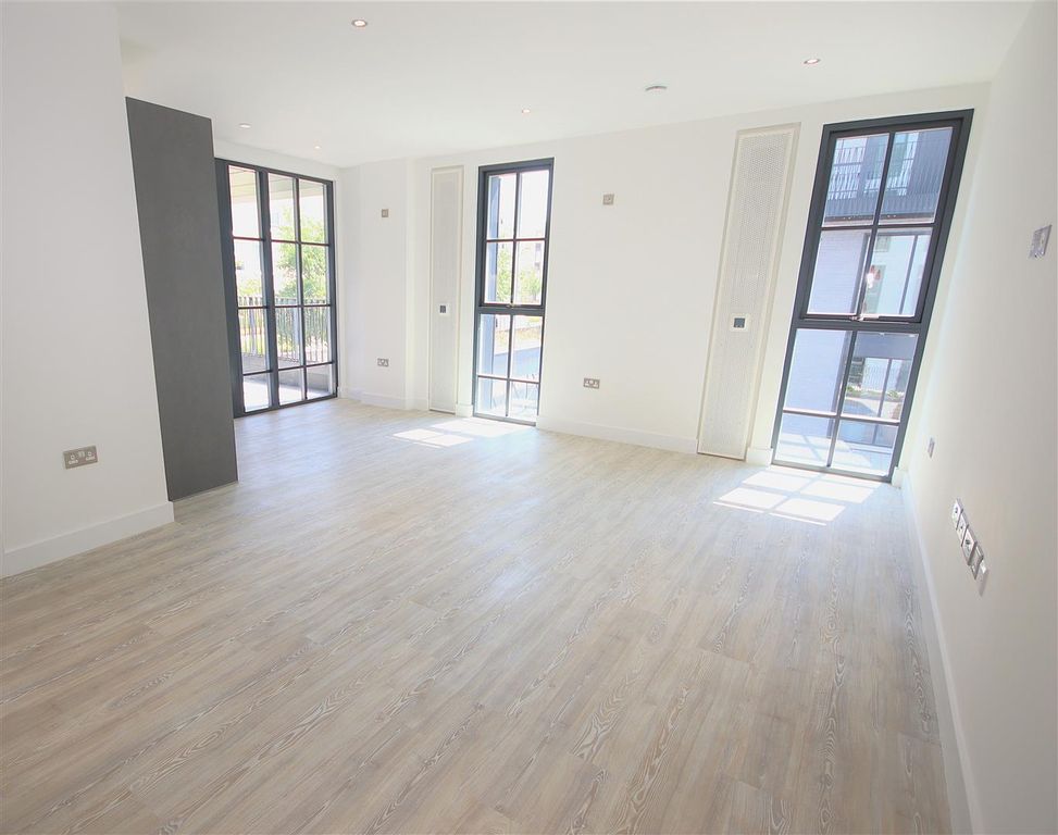 Property photo 2 of 12 Img_5654.Jpg