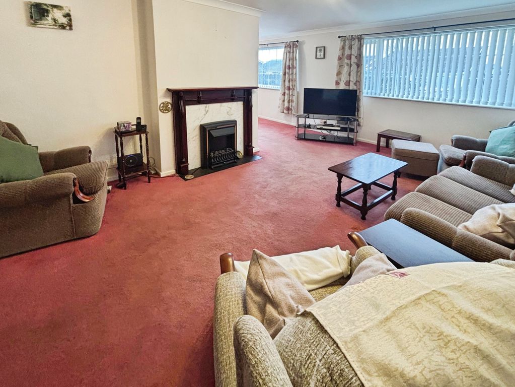 Property photo 3 of 10 Photo #3