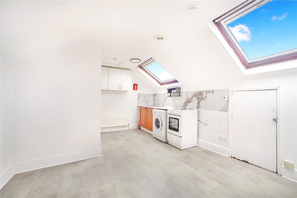 Property photo 3 of 13 Picture No. 04