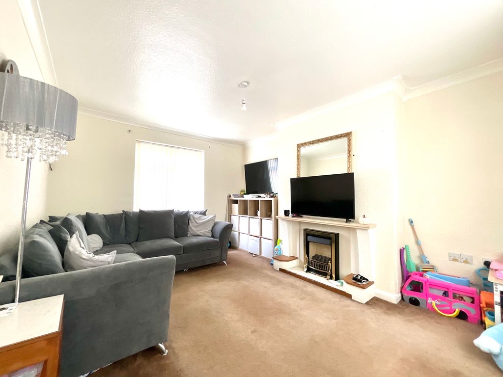 Property photo 2 of 15 Img_6936