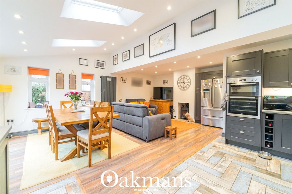 Property photo 3 of 34 Picture No. 17