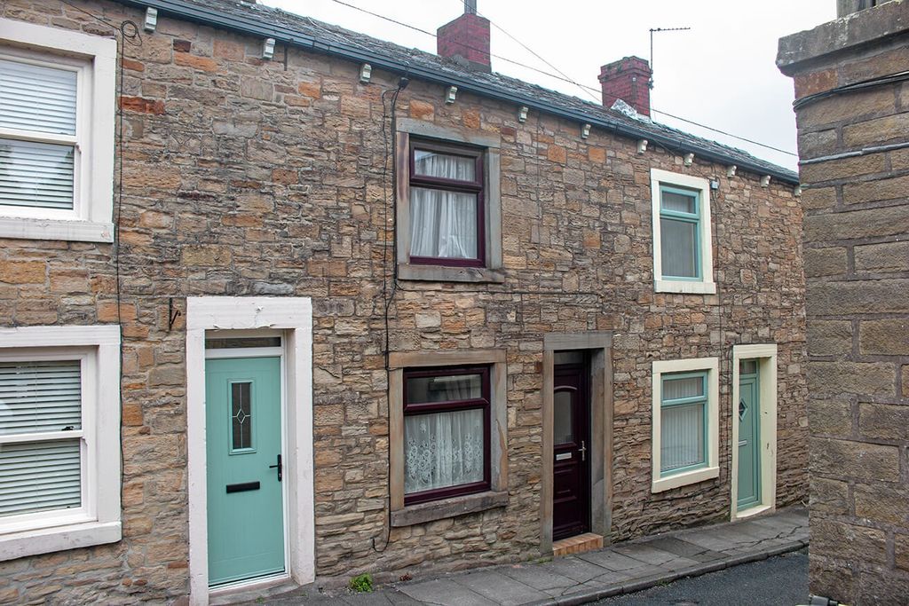 Property photo 1 of 8 4165121