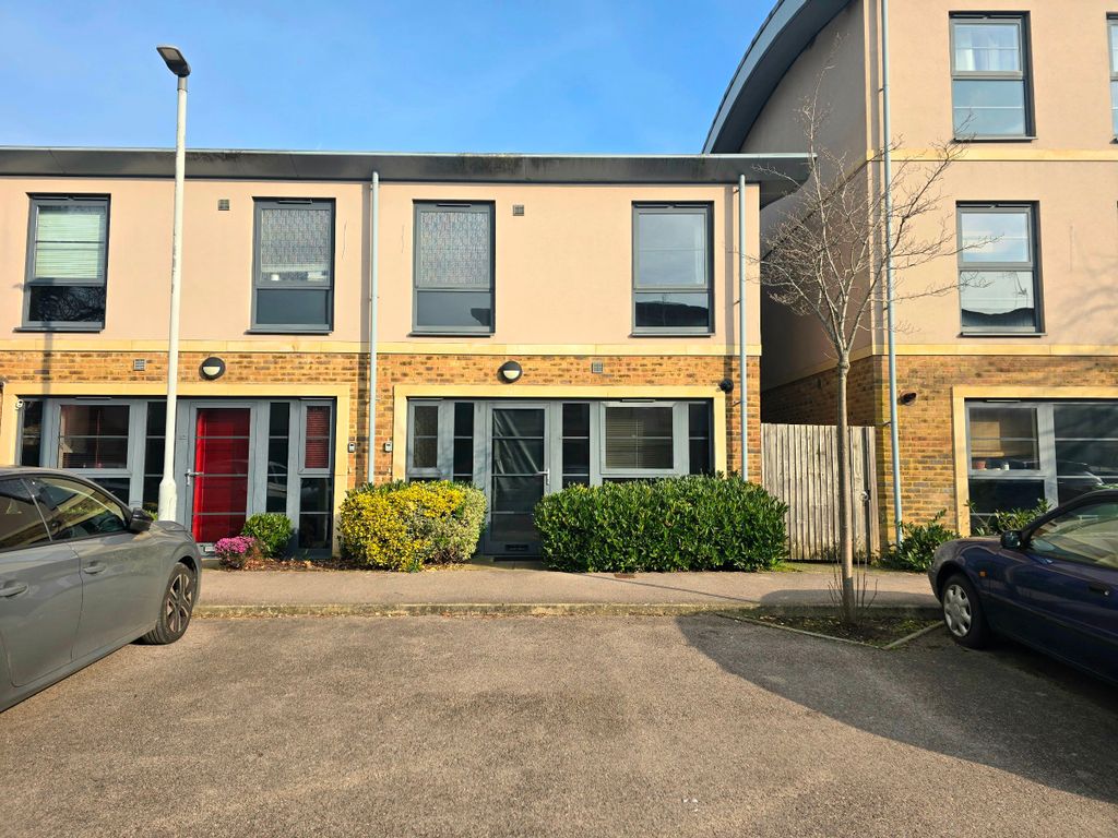 Property photo 1 of 1