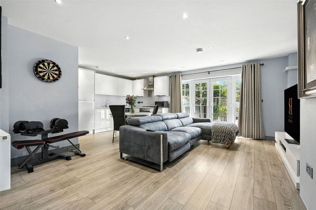 Property photo 1 of 10 Picture No. 06