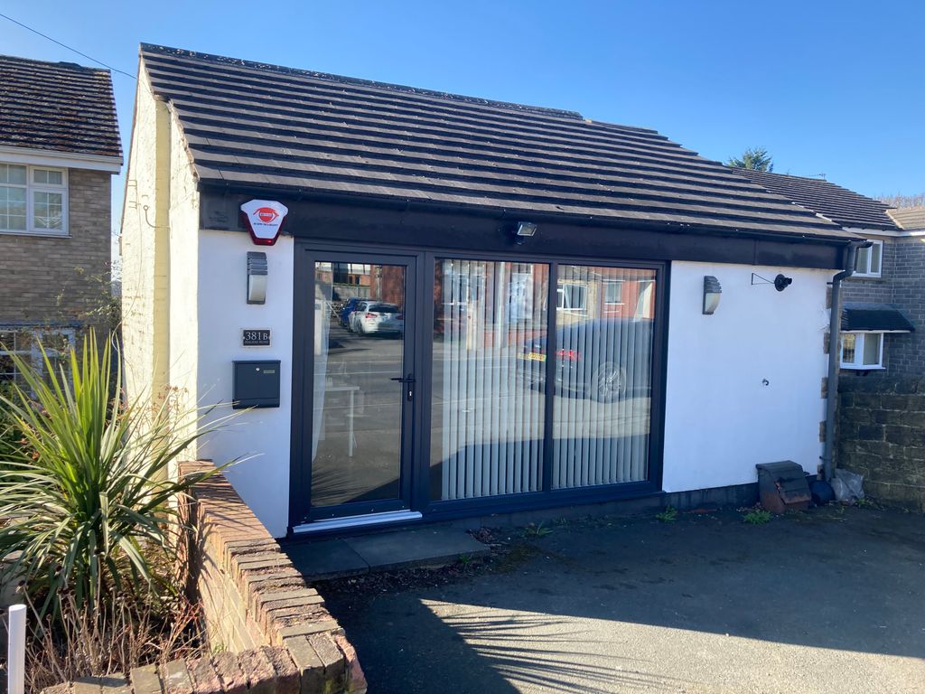 Property photo 1 of 3
