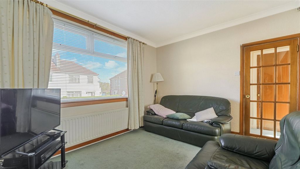 Property photo 2 of 26 Picture No. 05