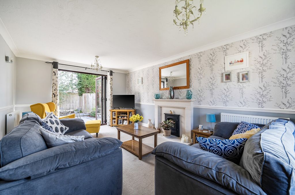 Property photo 2 of 16 1433473-6-69c3Aef...