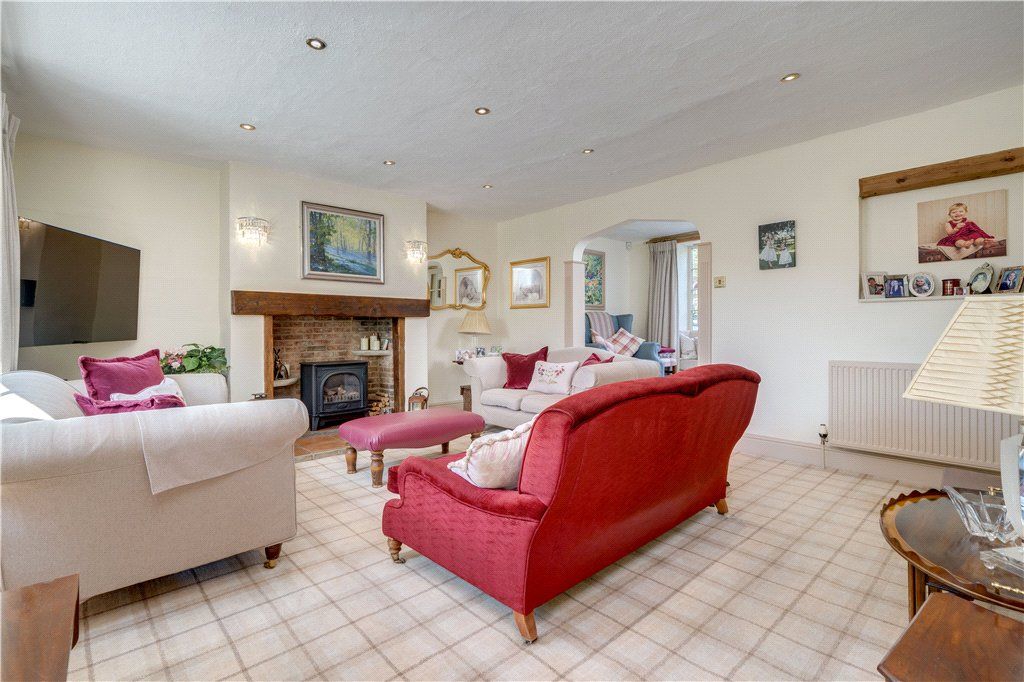 Property photo 2 of 23 Picture No. 20