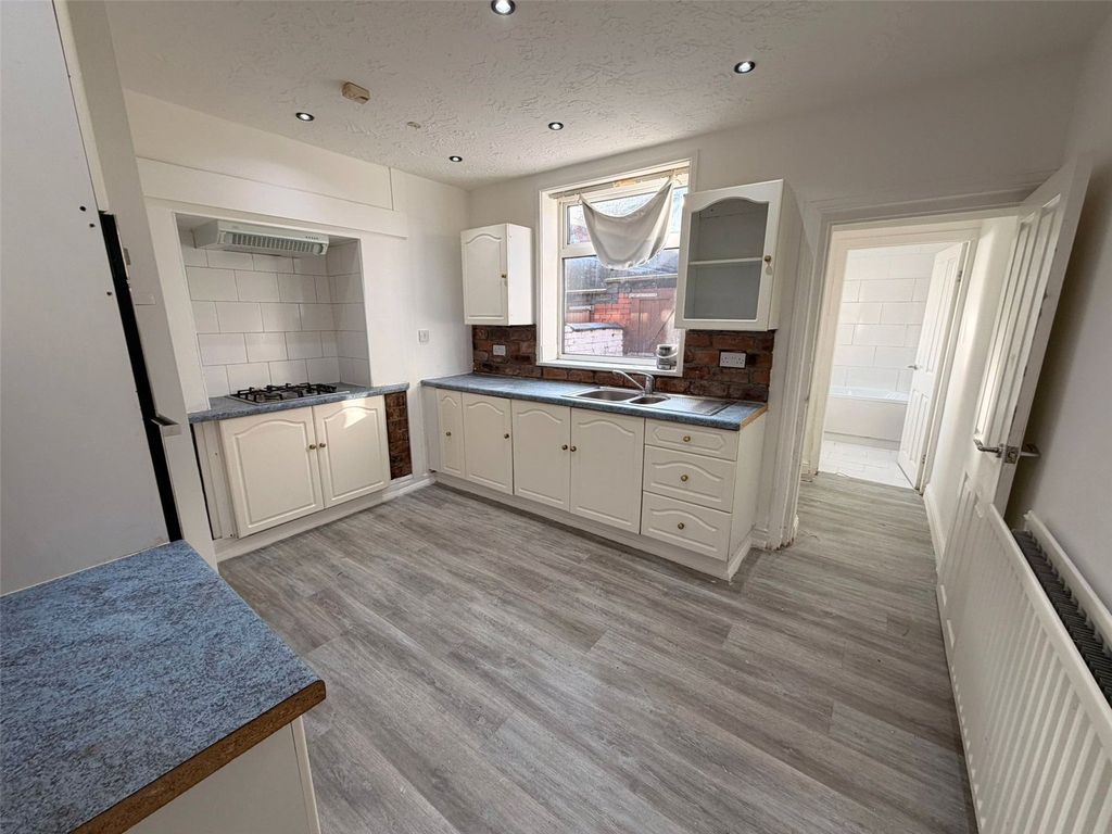 Property photo 3 of 9 Picture No. 04