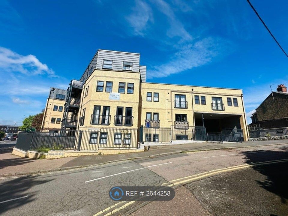 Property photo 1 of 12