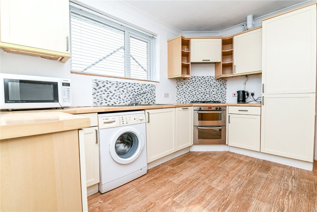 Property photo 3 of 15 Picture No. 05