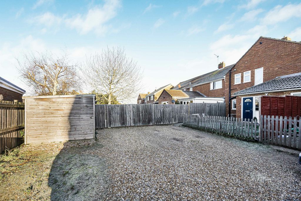 Property photo 3 of 21