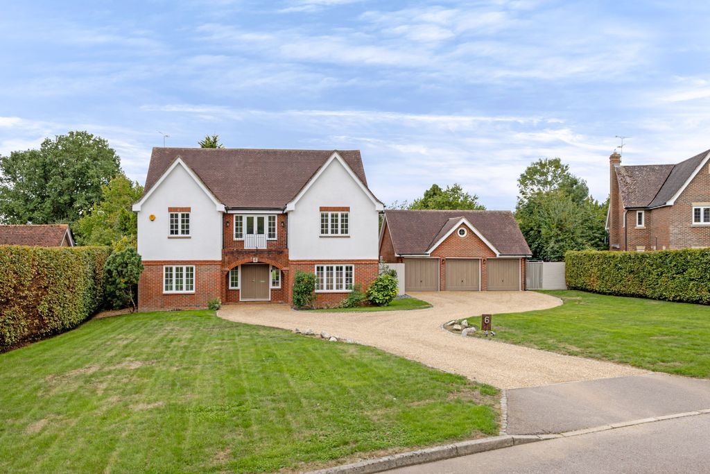 Property photo 1 of 31