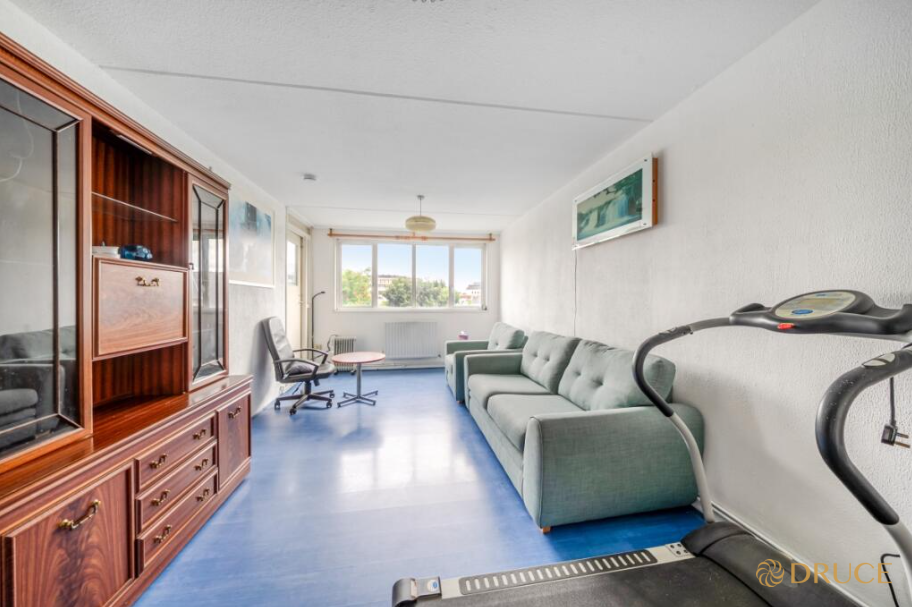 Property photo 1 of 6 A08Fw00000Hr7Kjaa1_1766162816944.Png