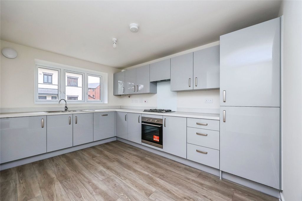 Property photo 2 of 15 Picture No. 25