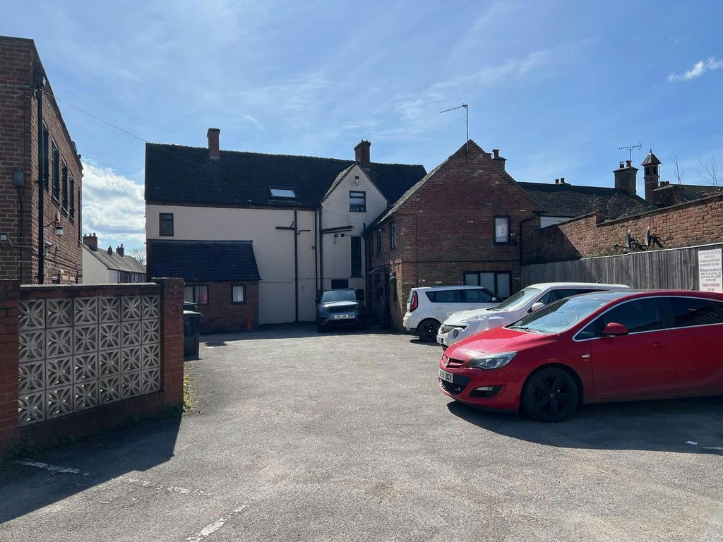 Property photo 3 of 14 2.Jpg