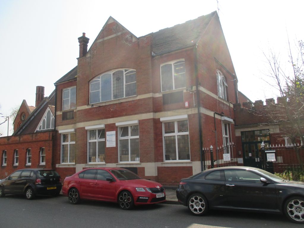 Property photo 1 of 7