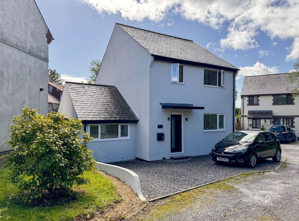 Property photo 1 of 29