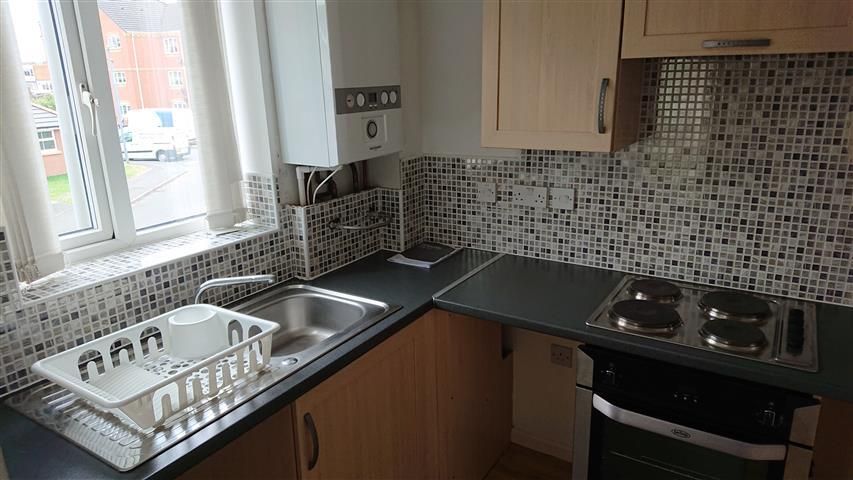Property photo 2 of 7 Kitchen