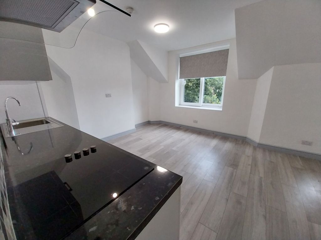 Property photo 2 of 5 Image