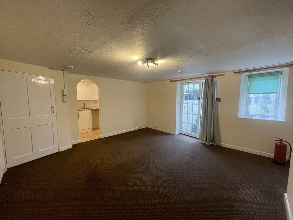 Property photo 3 of 5 Picture No. 07