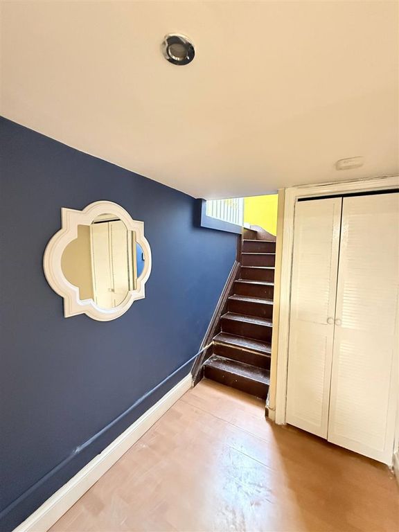 Property photo 2 of 11 06Dd5485-09cd-439d-B940-Cf45216Dcf7F.Jpg