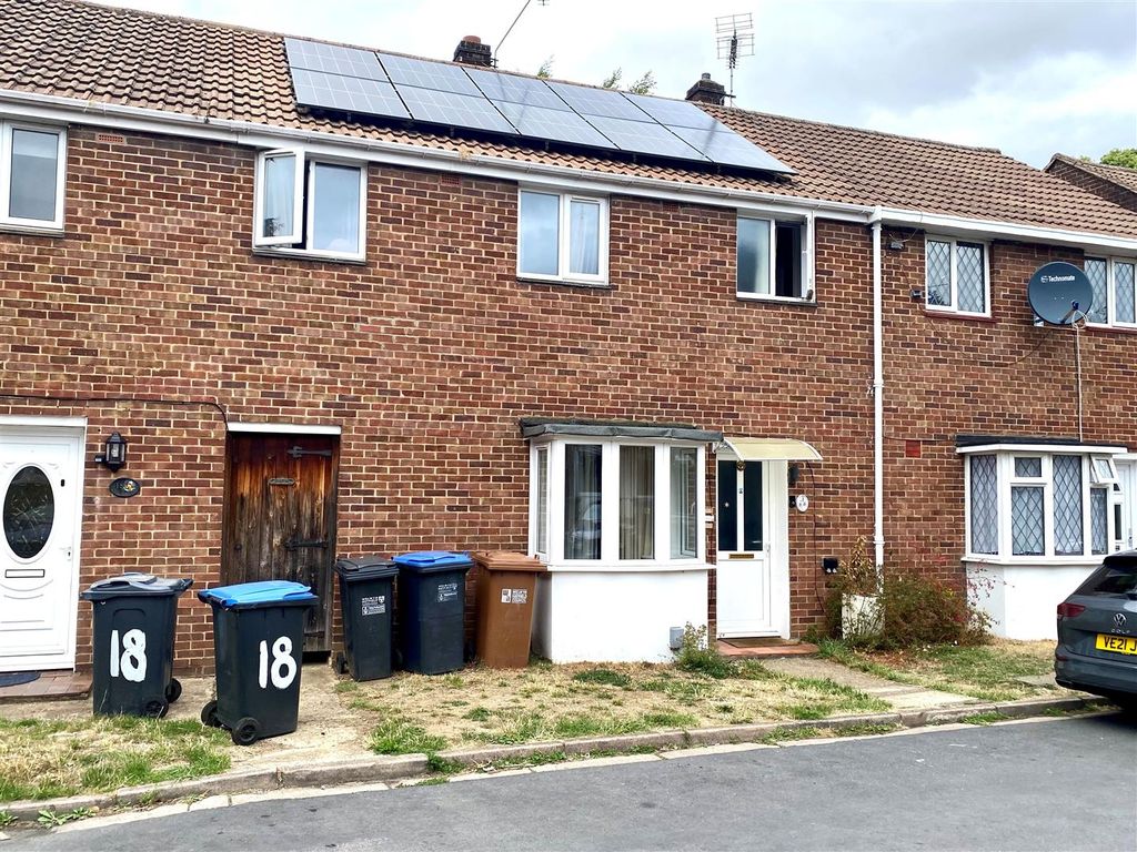 Property photo 1 of 12 Fnt 16.Jpg