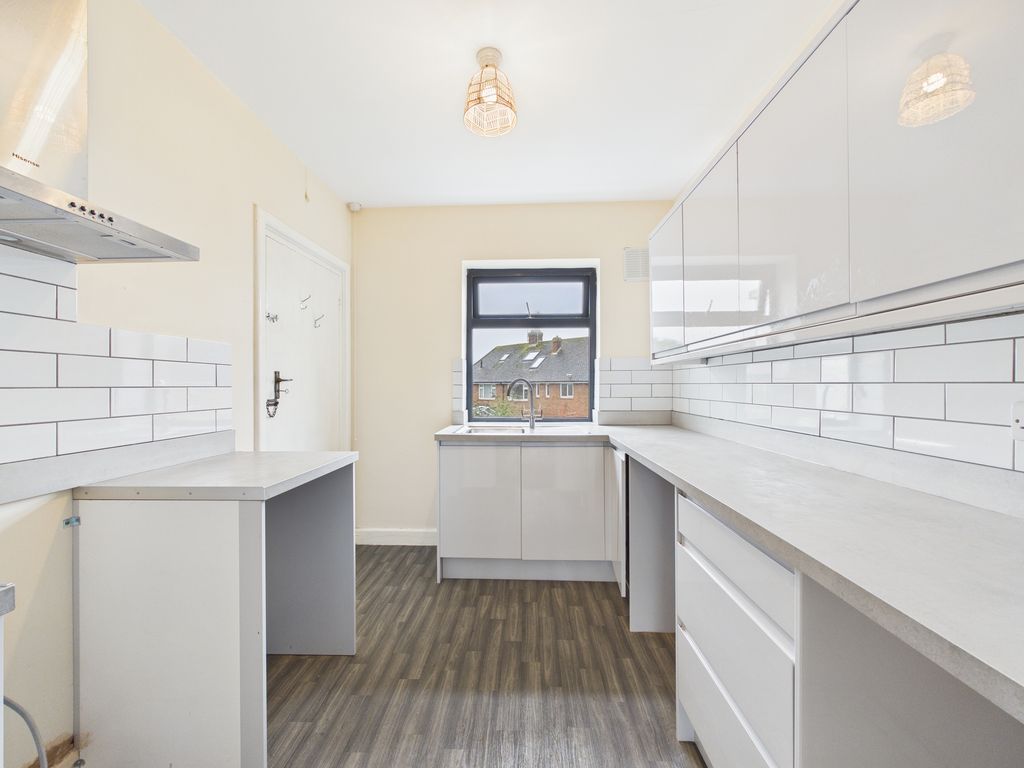 Property photo 1 of 8 Cam03519G0-Pr0463-Still007