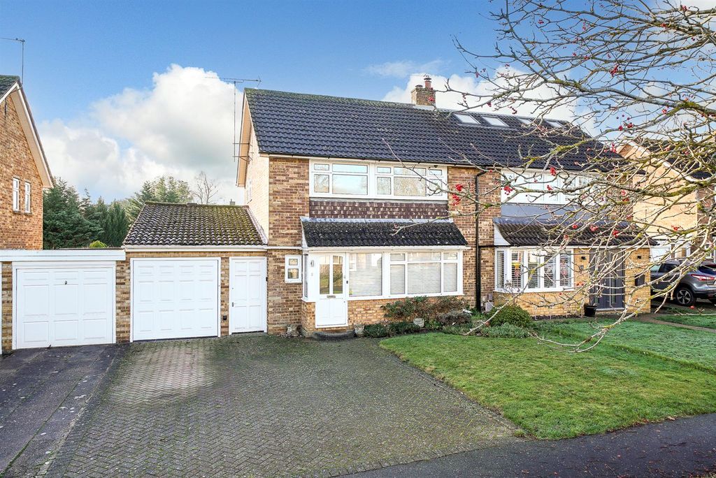 Property photo 1 of 18 Front 1