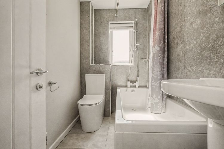 Property photo 2 of 9 333184