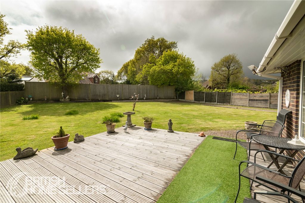 Property photo 2 of 12 Picture No. 03