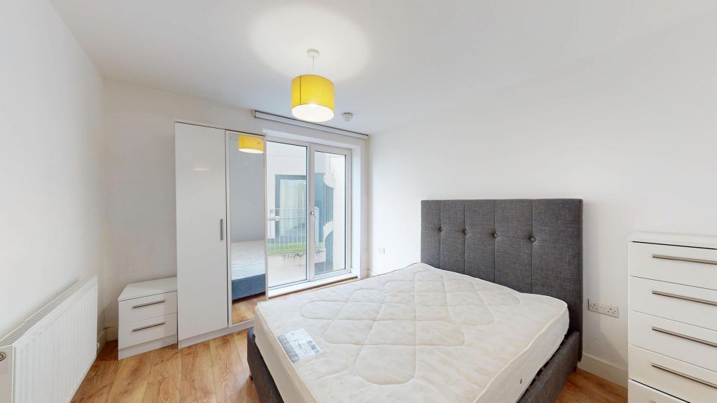 Property photo 3 of 31 Bedroom