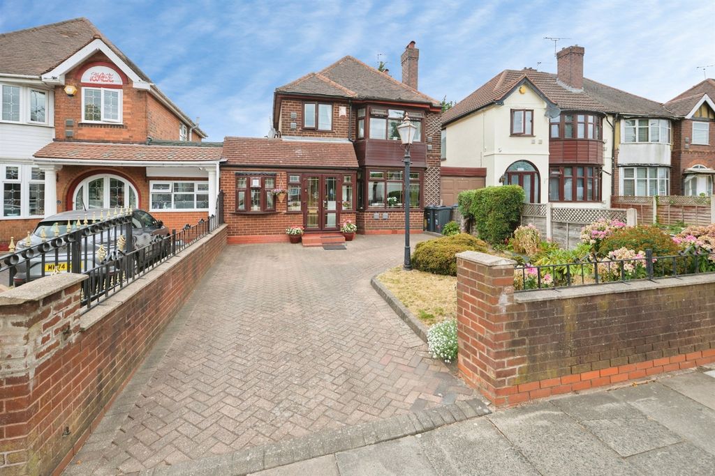 Property photo 1 of 20