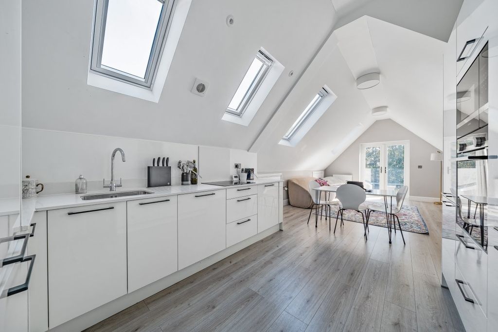 Property photo 2 of 6 1032971 (2)