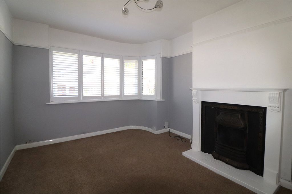 Property photo 2 of 10 Picture No. 17