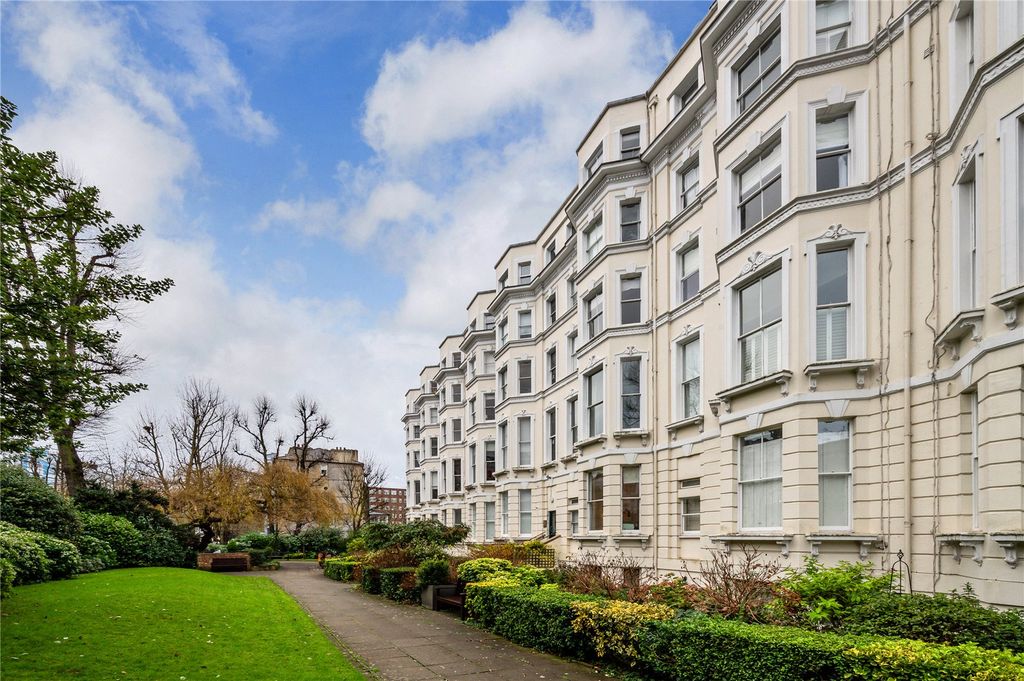 Property photo 3 of 6 Picture No. 02