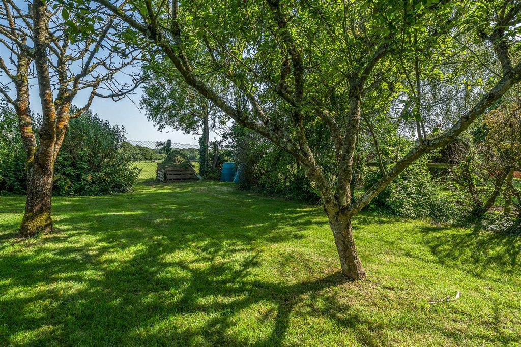 Property photo 3 of 25 1480976-14-6A3B85839A5d1.Jpg