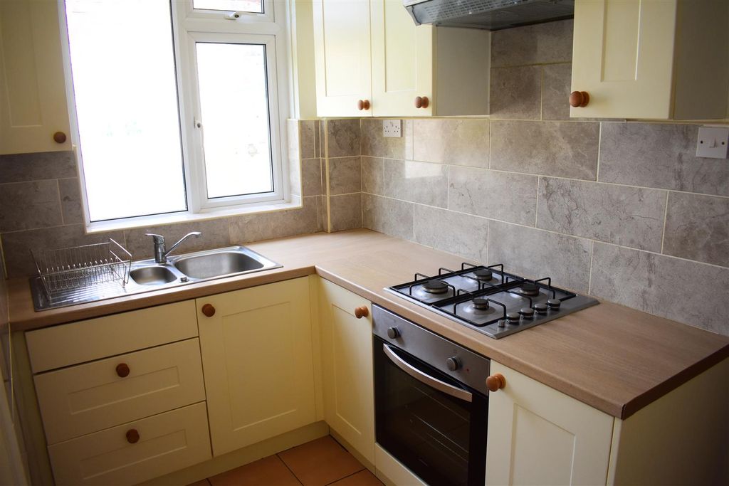 Property photo 3 of 30