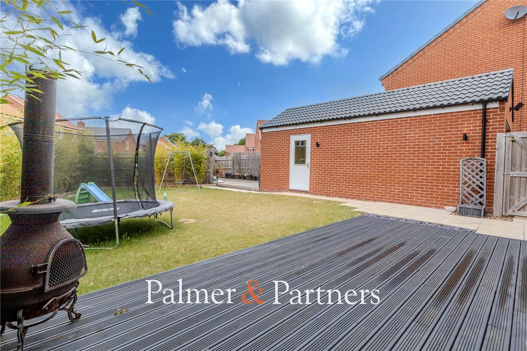 Additional image 20 of 5 bed detached house for saleHodgson Avenue, Leiston, Suffolk IP16