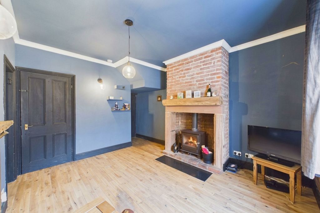 Property photo 1 of 23