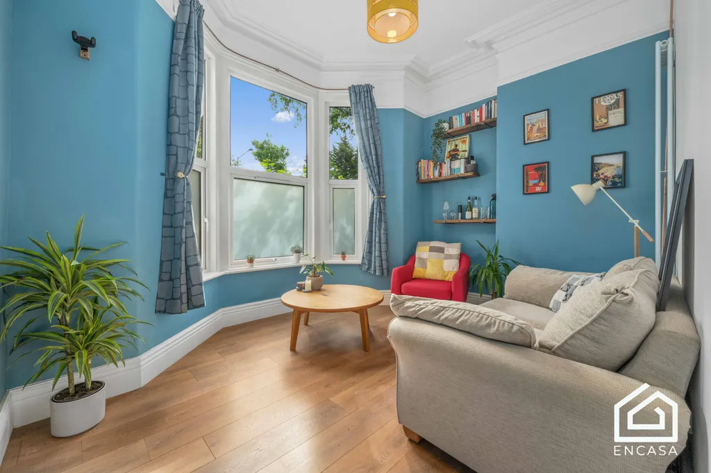 Apartment in Solihull, Olton - More