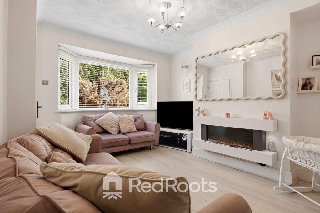 Property photo 2 of 23 5132772