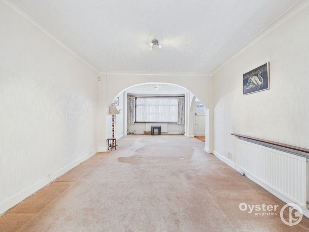 Property photo 2 of 15 Reception